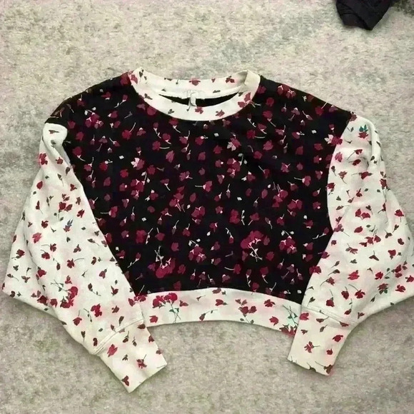 Joie Caleigh Floral Cropped Sweatshirt - Picture 2 of 6